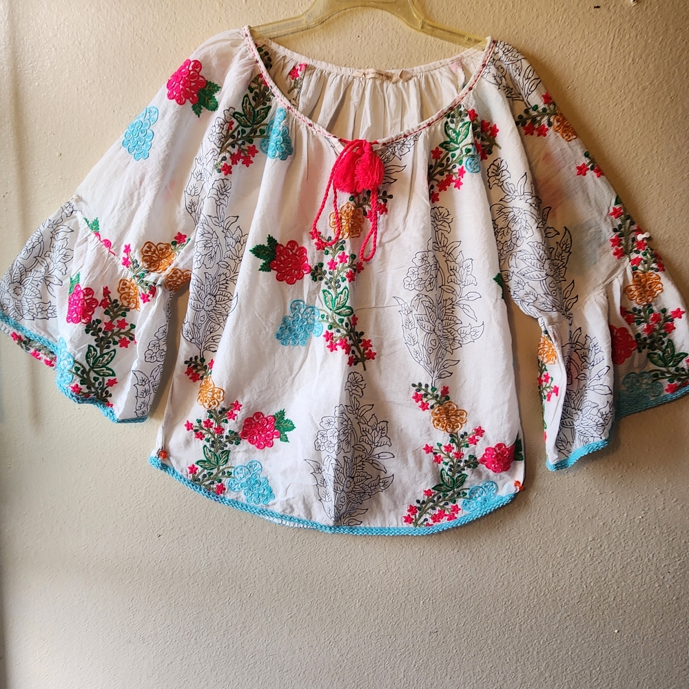 Soft Surroundings Cream Ruffled Tie Front Crop Blouse